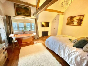 Fordview Cottage is full of Cotwolds Charm